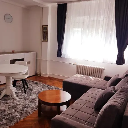 Emili Belgrade