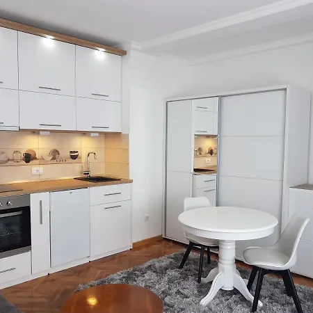 Apartment Emili